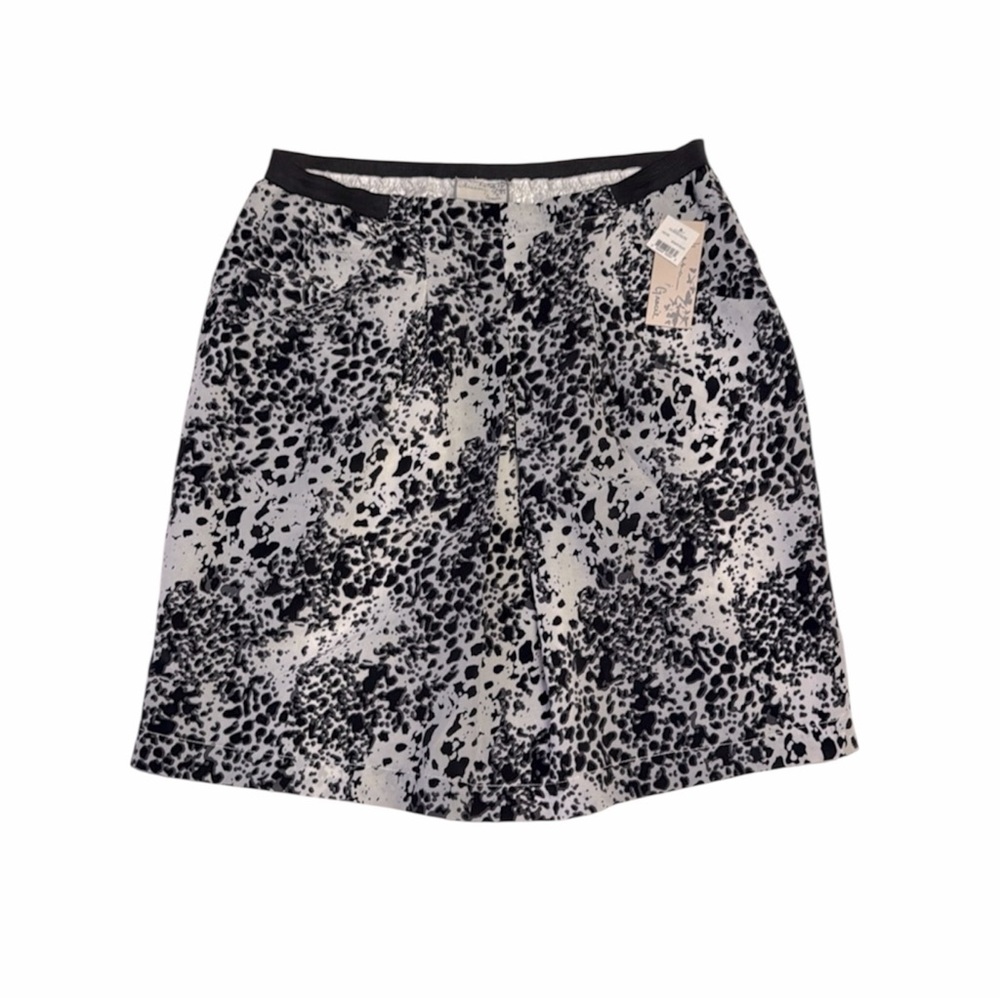 NWT Hanna & Gracie Skirt with POCKETS!